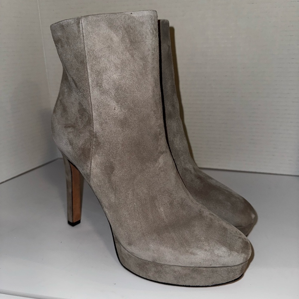 Veronica Beard Dali Gray Suede Platform Ankle Boots 8.5